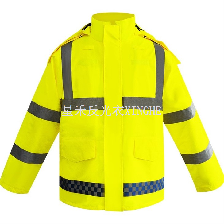 Cóta Báistí Machnamhach Le Pockets Il