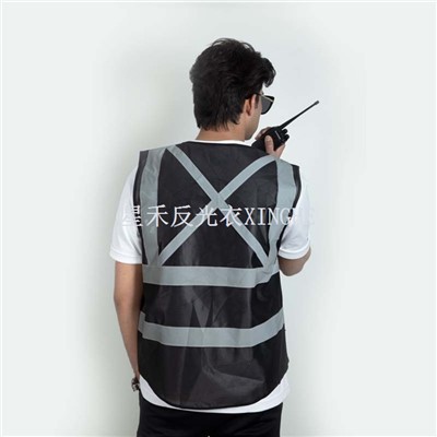 Dia duit Vest Agus Veisteanna Sábháilteachta