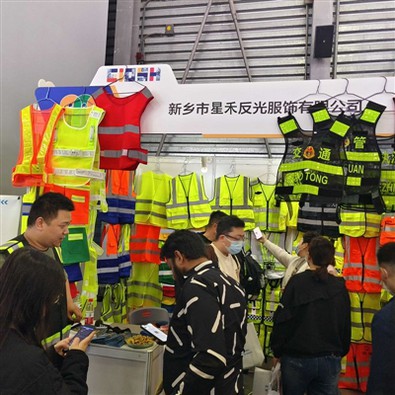 Cad iad na Buntáistí a bhaineann le Cochaill Machnamhacha na bhFear?